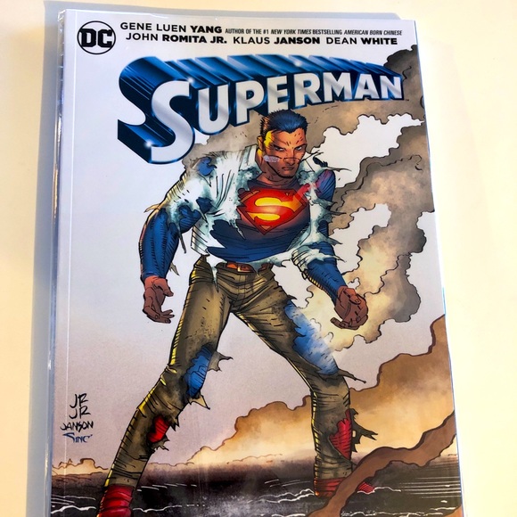 DC Comics SUPERMAN Mint condition - Picture 1 of 2